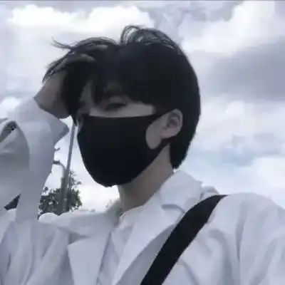 罗峰梓